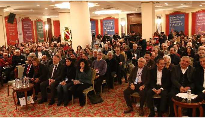 HDK bileşenleri: Hükümet tecrit uygulamalarına son vermeli