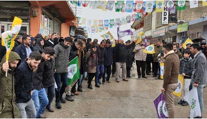HDP Van ve Hakkari'de seçim çalışmalarını sürdürdü