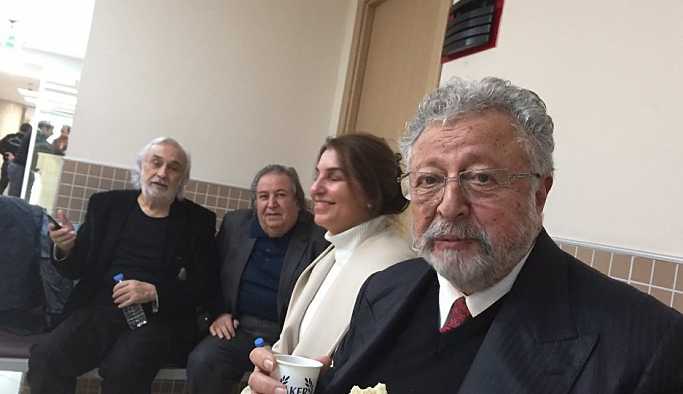 Müjdat Gezen, Metin Akpınar'la yargılandıkları davaya ilişkin kitap yazdı