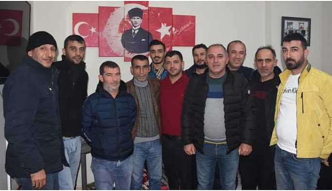 Nusaybin'de, 'destek alamadık' diyen CHP'liler istifa etti