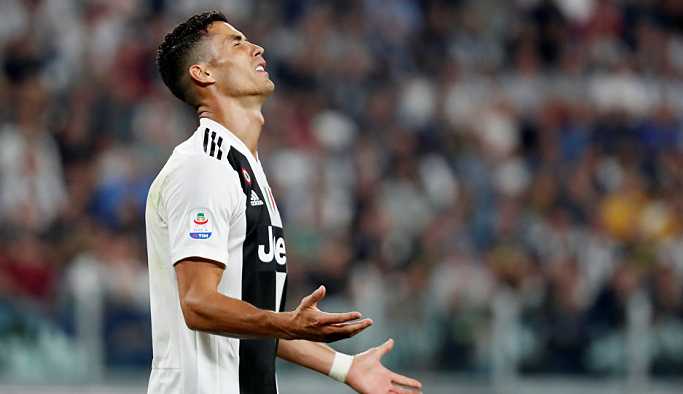 Polis, Cristiano Ronaldo'dan DNA örneği alınmasını istedi
