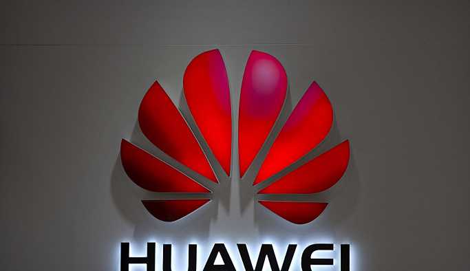 Polonya'da biri Huawei çalışanı iki kişi casusluk suçlamasıyla gözaltına alındı