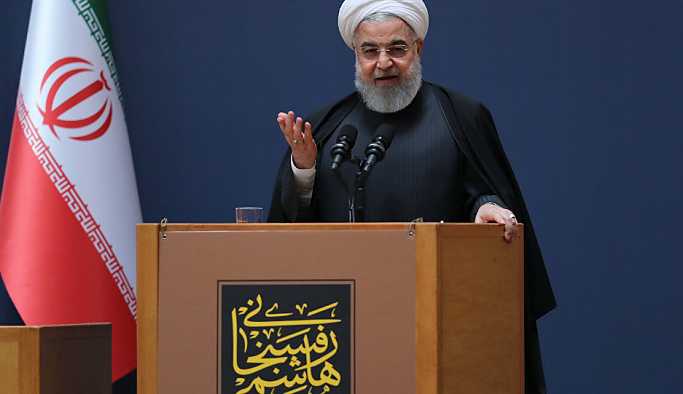 Ruhani: Yakında uzaya uydu fırlatacağız