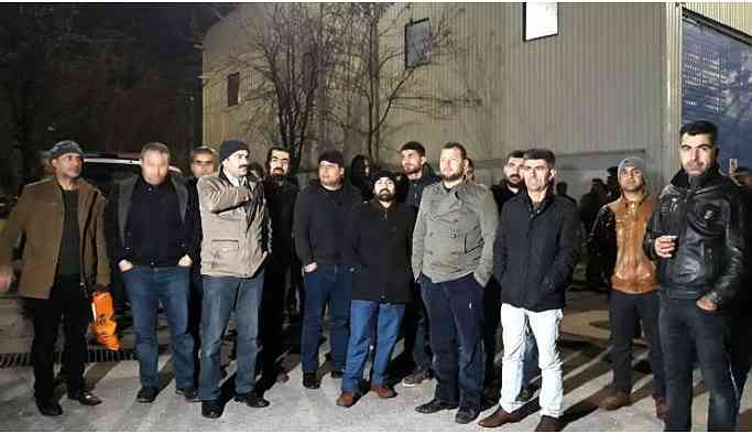 Antep'te asgari ücretin altında zam: Tekstil işçileri iş bıraktı