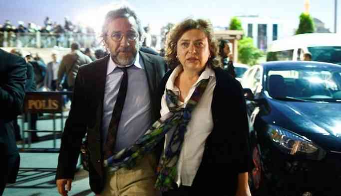 Can Dündar'ın eşi Dilek Dündar: Pasaportuma el kondu, eşime karşı rehin tutuluyorum