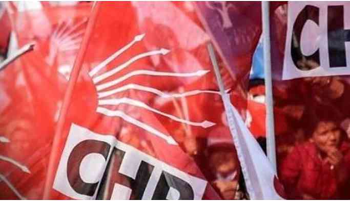 CHP Adalar yönetimi istifa etti