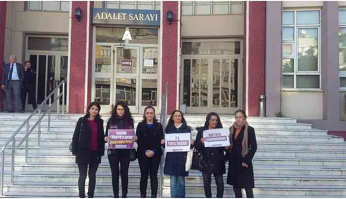 Sistematik şiddete karşı kendini savundu