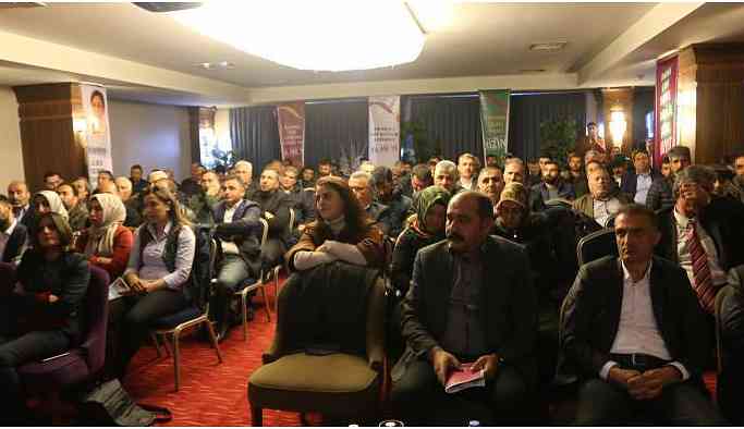 Ağrı Belediyesi eşbaşkan adayları projelerini açıkladı