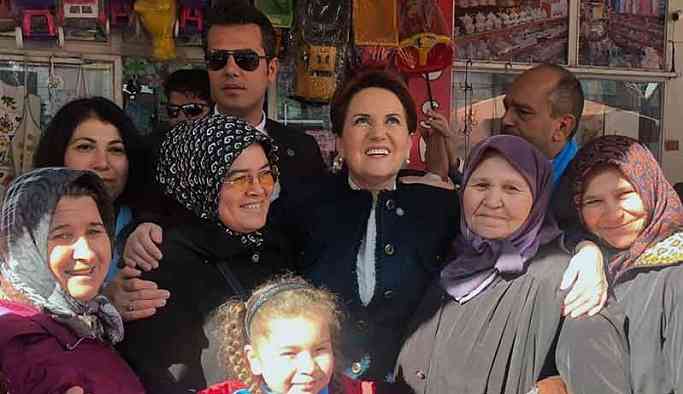 Akşener: Allah rızası için birbirinize 'terörist' demeyin