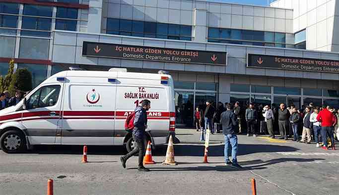 Bir polis meslektaşını vurup, intihara kalkıştı