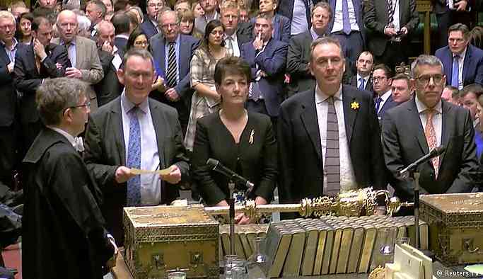 Britanya parlamentosu Brexit'e erteleme istedi