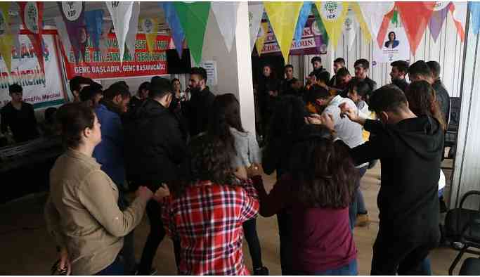 HDP Muş Gençlik Meclisi kuruluşunu ilan etti