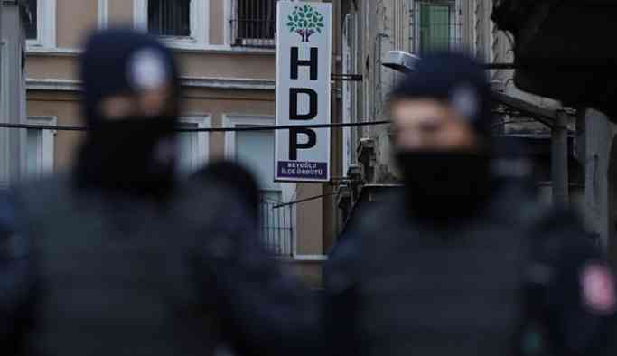 HDP'ye yönelik ev baskınları: Çok sayıda gözaltı var