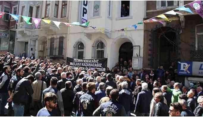 Piroğlu: Her şey bittiğinde dostlarımızın sessizliği aklımızda kalacak