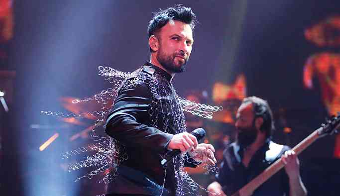 Tarkan 10 yıl sonra ilk kez Rusya'da konser verecek