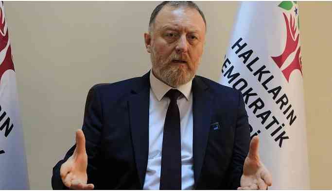 Temelli: Kredi istediğin Çin, Mao afişini yasakladığını duymasın