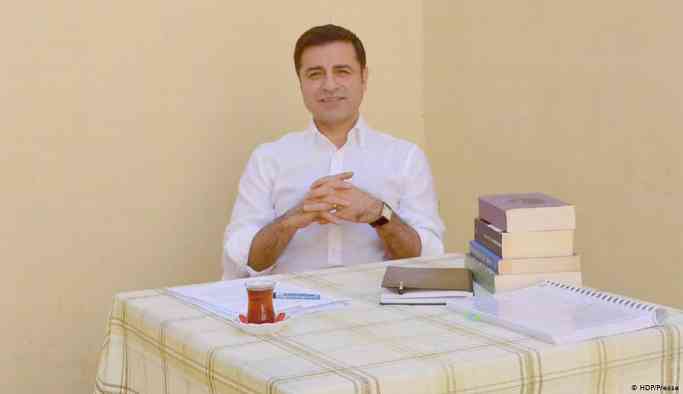 Demirtaş: Sonuç iktidar için tam bir hezimettir