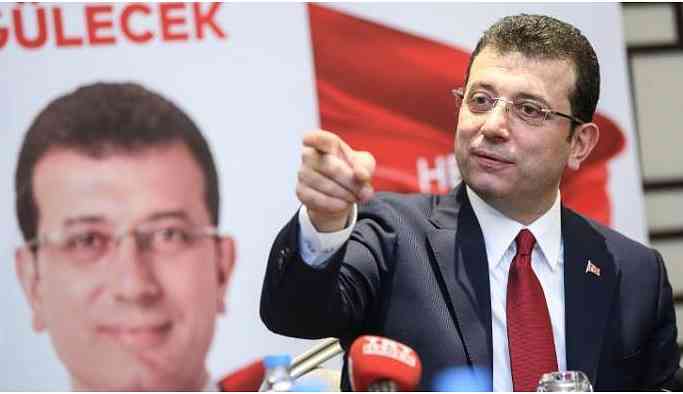İmamoğlu: Afişleri ben assaydım daha iyi anlardı