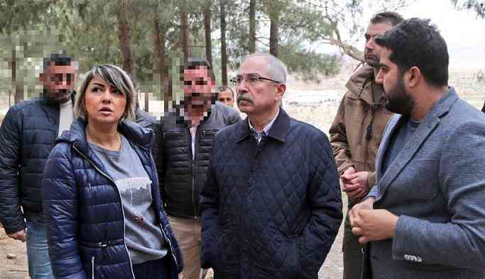 Kayyum döneminde ihalelere fesat karıştırıldı: Daire Başkanı’na bilgisayar hediye edildi