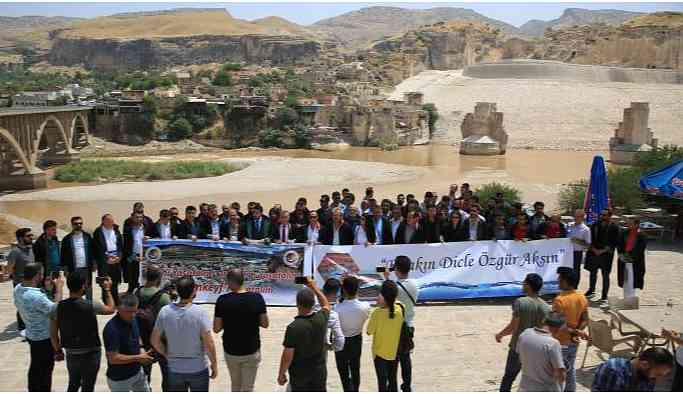 18 baro başkanı Hasankeyf ‘te: Barajdan vazgeçin