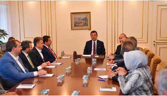 AKP'li belediye başkanlarından İmamoğlu'na ziyaret