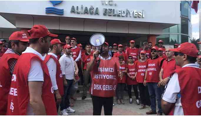 Aliağa Belediyesi'nden çıkarılan işçilerin son maaşları ödenmiyor