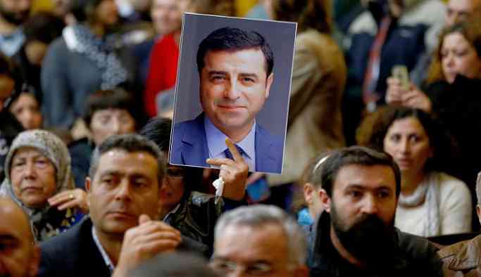 Demirtaş'a şarkı: Umudumuz Demirtaş