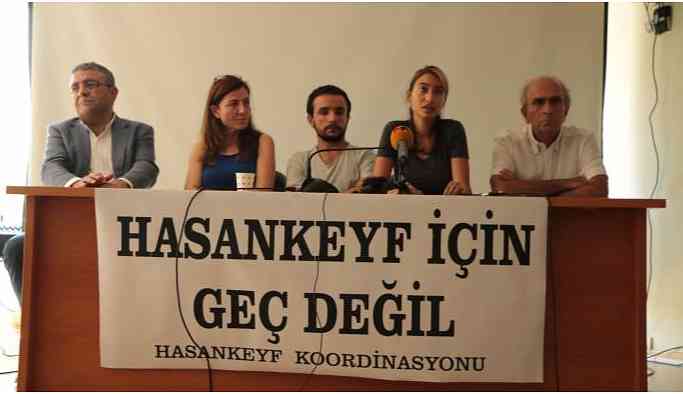 ‘Hasankeyf için geç değil’ diyerek mücadeleye çağırdılar