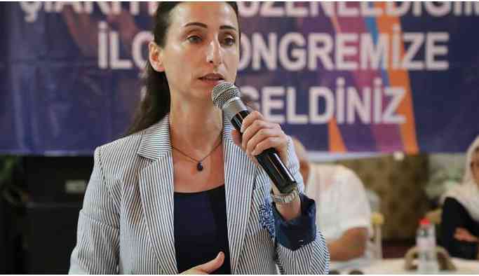 'Kürt sorununun çözümsüzlüğü Türkiye'yi içte ve dışta tıkıyor'
