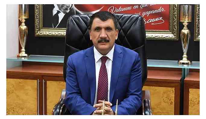 'Akraba kayırıp torpil yapmadım' diyen bakın kimleri işe almış!