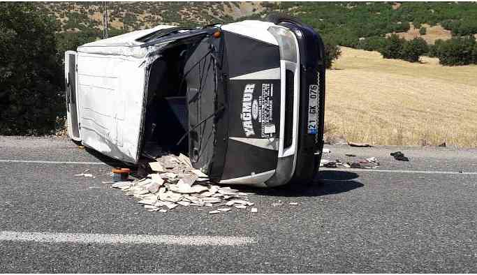 Feci trafik kazası: 4’ü çocuk 7 yaralı