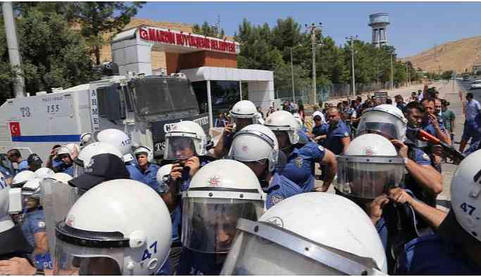 Kayyum 150 çalışanın işine son verdi