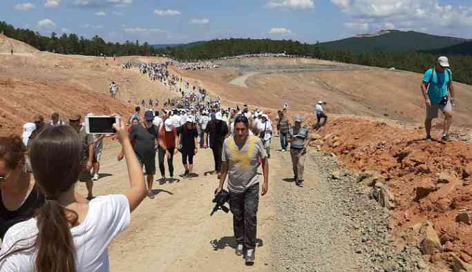 Kaz Dağları'nda binlerce kişi şantiyeye girdi