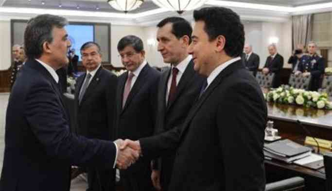 '3 bakan Babacan'ın partiyi kurmasını bekliyor'