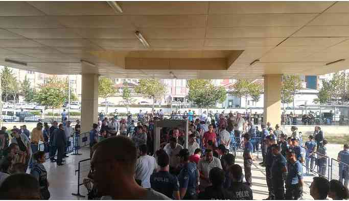 Çorlu tren faciası davası gergin başladı