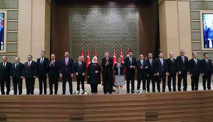 'Kabine değişikliği' sinyali!