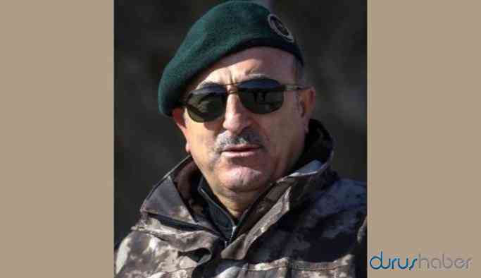 Bakan Çavuşoğlu’ndan askeri üniformalı fotoğraf