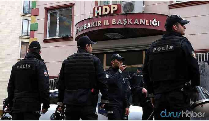Kayyum karşıtı imza toplayanlar gözaltına alındı