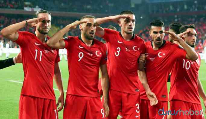 UEFA'dan 'asker selamı'na inceleme