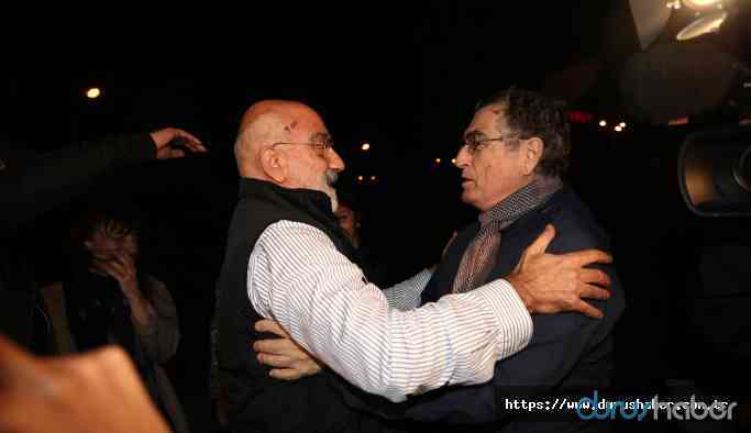 Ahmet Altan hakkında yakalama kararı çıkarıldı