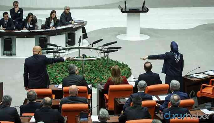 AKP ve CHP'li vekiller arasında 'Ecevit' tartışması