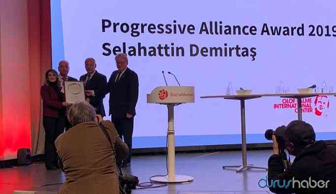 Selahattin Demirtaş 'Siyasi Cesaret Ödülü'ne layık görüldü
