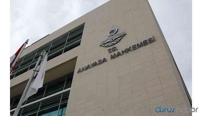 Anayasa Mahkemesi'nden üç parti hakkında suç duyurusu