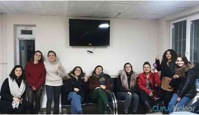 Şiddete karşı dans ettikleri için gözaltına alınanlar bırakıldı