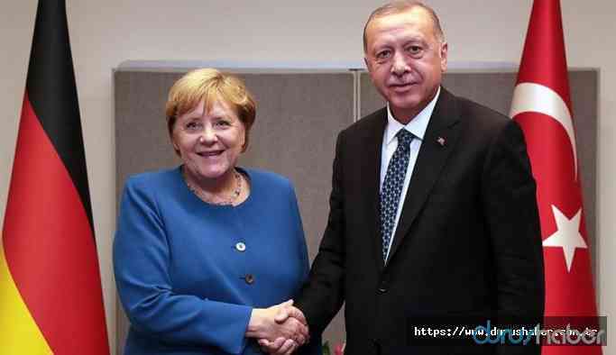 Son dakika: Erdoğan, Merkel ile görüştü!