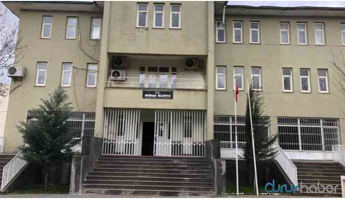 HDP'den istifa edip Kürtçe tabelayı indirmişti! Meclis 3 dilli tabela kararı aldı
