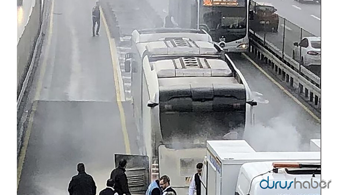 Metrobüste korkutan yangın