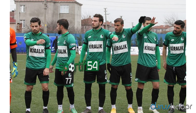 Sponsor bulunmayınca formalara 'kiralık' yazdılar!