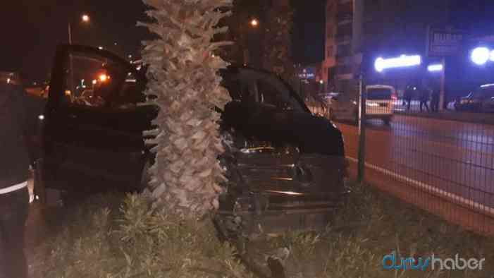 AKP’li Mehmet Özhaseki ve Menderes Türel trafik kazası geçirdi!
