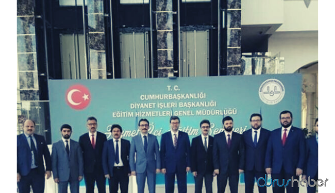 Diyanet'ten imam ve müezzinler için 20 milyon TL'lik 'eğitim'